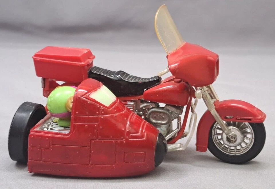 Matchbox Harley Davidson Plastic Toy Motorbike w/side car - Image 1 of 4