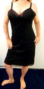 GLAMOUROUS 1950s SEAMPRUFE VINTAGE BLACK SHADOW PANEL NYLON FULL SLIP 38 EVC - Picture 1 of 5