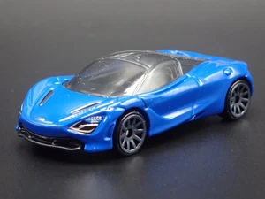 Modello Diorama Diecast 1:64 MCLAREN 720S Super Car Blu Raro 2017-2023 - Foto 1 di 7