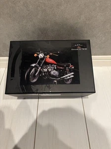 Minichamps Kawasaki Z2 750 Rs 1/12 Scale Diecast Motorcycle Model Replica - Picture 1 of 4