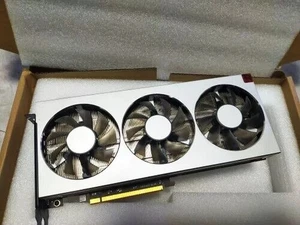 Carte graphique AMD Radeon VII 7 16 Go - Photo 1/5