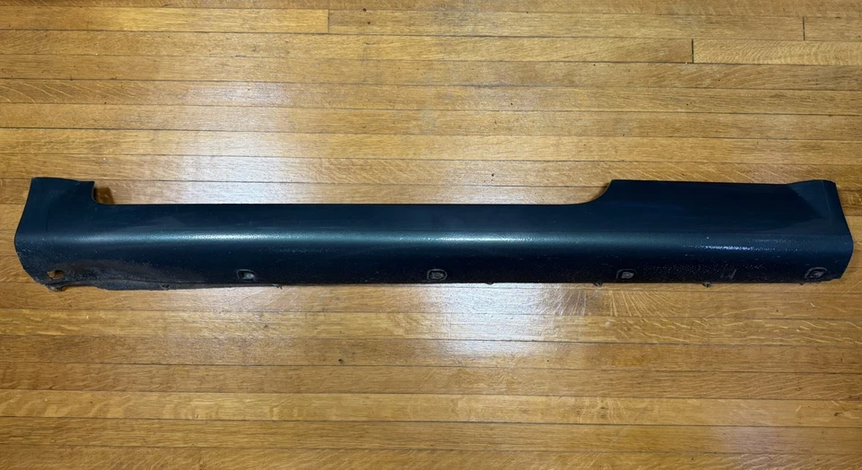 2000 - 2006 Audi TT Mk1 Green DRIVER Side Skirt Rocker Panel OEM - Image 1 of 4