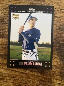RYAN BRAUN 2007 TOPPS ROOKIE CARD, MILWAUKEE BREWERS - Bild 1 von 1