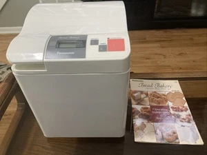 Panasonic Automatic Bread 1 lb. Loaf Maker Machine SD-BT10P COMPLETE & TESTED!!! - Picture 1 of 12
