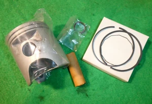 YAMAHA TZR250 1987 1.00 o/s PISTON KIT !!BULK SALE!! TEN KITS - Picture 1 of 4