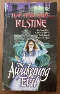 The Awakening Evil, Fear Street, #10, Horror, Vintage, Pocket Books, 1997, 1st - Foto 1 di 5