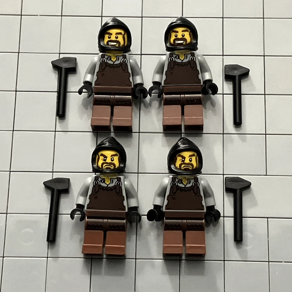 LEGO minifigure Knight Kingdoms - Blacksmith Castle cas492 Lot Of 4 F3 26 - Image 1 of 2