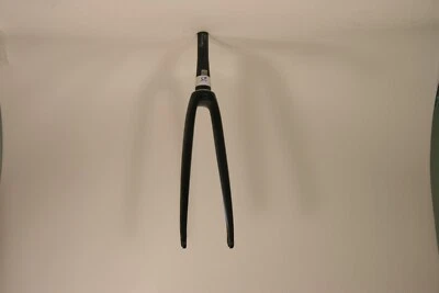 Horquilla de carbono Fuji FC-440 cónica x 200 mm 700c freno de llanta sin rosca 9 mm QR FKC50 Foto 1 de 3