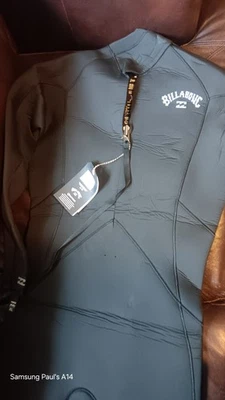 Traje de neopreno Billabong para hombre de 3/2 mm con cremallera trasera de aluminio manga larga surf surf natación Foto 1 de 4