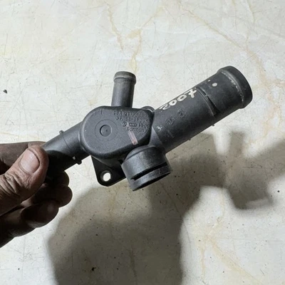 CARCASA TEMPERATURA REFRIGERANTE VOLKSWAGEN BEETLE 2007 06A121133 Foto 1 de 4