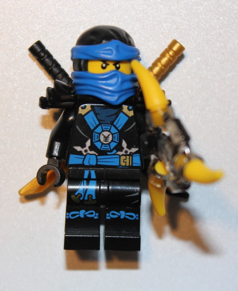 Jay Deepstone - Ninjago Minifigur aus dem Set 70736, vollständig - Bild 1 von 1