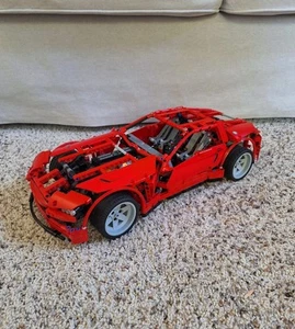 Lego Technic 8070 Supercar Complete Set - Super Car - No Instructions or Box - Picture 1 of 4