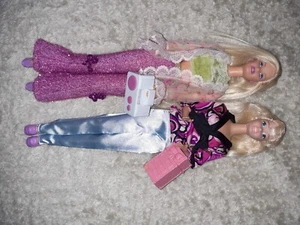 2 x Vintage 1990s Barbie Doll - Blonde Haired wearing Sleep Chill Out outfits - Picture 1 of 6