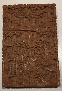 19th century Chinese Cantonese carved sandalwood card case. c1880 - Picture 1 of 9