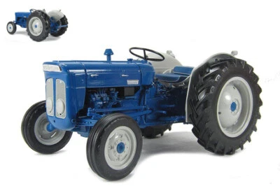 MODELLINO AGRICOLO STATICO UNIVERSAL HOBBIES TRATTORE FORDSON SUPER DEXTA 1/16 - Immagine 1 di 4