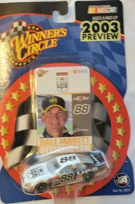 Winner’s Circle 2003 Dale Jarrett #88 UPS Ford Taurus 1:64 NASCAR diecast Foto 1 de 2