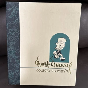 56 Issues WDCC WALT DISNEY COLLECTORS SOCIETY SKETCHES MAGAZINE BOXED LOT - Picture 1 of 15