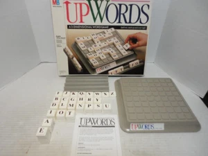 Juego de crucigramas 3D Upwords Word COMPLETO Parker Brothers 1988 cartas DE COLECCIÓN - Imagen 1 de 18