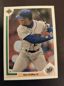 Lot of 12 Ken Griffey Jr. - Cards - Foto 1 di 12