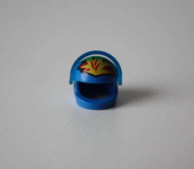 1x LEGO Technic Figuren Helm mit Muster, Visier  transparent blau Kopfbedeckung - Bild 1 von 4