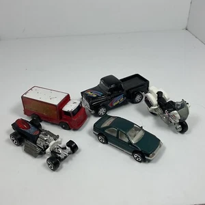 VINTAGE DIE CAST CARS 1/64 Scale 5 Total Hot Wheels, Corgi,  - Picture 1 of 7