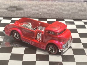 1/64 HOT WHEELS RED LINE MIG RIG FIRE TRUCK RED M15 - Picture 1 of 4