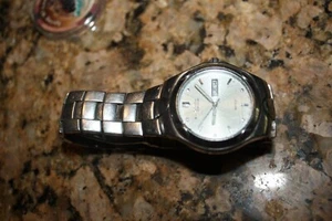 Citizen MENS - ECO - Drive Watch WR100" Works Great ", this is in Very NICE Cond - Picture 1 of 3