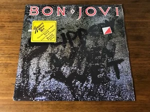 BON JOVI ~ ORIGINAL LP ~SLIPPERY WHEN WET WITH HYPE STICKER STILL IN SHRINK 1986 - Picture 1 of 8
