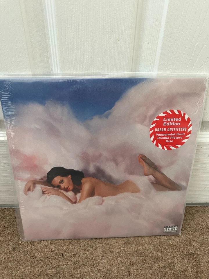 Katy Perry - Teenage Dream - Complete Confection  x 2 12" Peppermint Swirl - Image 1 of 1