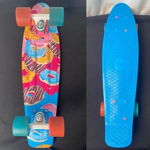 Penny Board Australia Doughnut 22” Monopatín Cruiser Completo Azul y Rosa Raro - Imagen 1 de 12