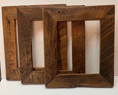3 reclaimed wood 8x10 picture frames - Image 1 of 4