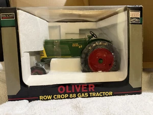 Rare Oliver Row Crop 88 Gas 1/16 Scale Wide Front - Picture 1 of 3