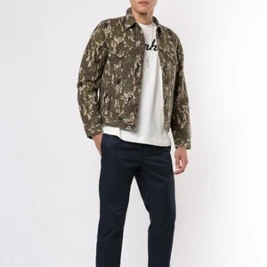 SUPREME X LEVI’S SHERPA HEAVY DUTY TRUCKER JACKET Camo Hunting - Picture 1 of 10