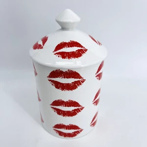 CERAMIC RED LIPS VANITY COTTON SWAB/BALL HOLDER CONTAINER STORAGE JAR W/LID - Picture 1 of 10