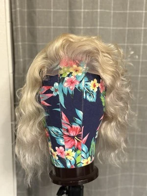 Peluca de cabello humano 613 4x4 cierre de encaje 12 pulgadas peluca bob recta 150 % densidad Foto 1 de 4