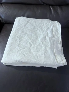 "Mantel Helena color crema vainilla 100 % lino CRATE & BARREL - 60""x120""" - Imagen 1 de 7