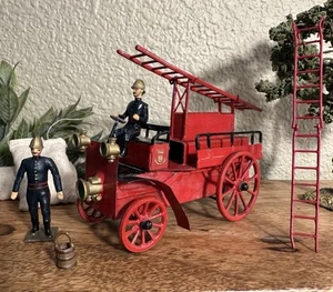 CBG MIGNOT Paris Fire Brigade Pompiers Bomberos, con camión de bomberos, Soldat de Plomb - Imagen 1 de 10