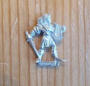 Wood Elf Musician Cimbri War-Skald Warhammer 1980s Citadel ELF5 0404 Command - Picture 1 of 2