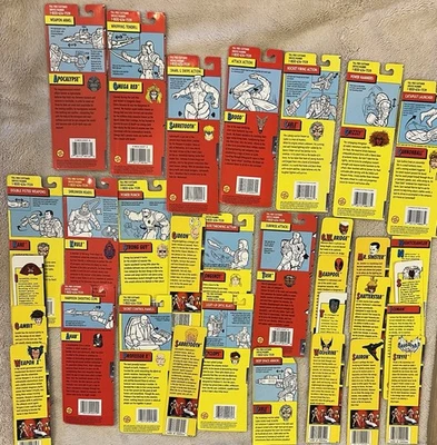 Lot Of 32 Vintage 90's Toy Biz Uncanny X-Men Action Figure Cardbacks Deadpool - Image 1 of 4