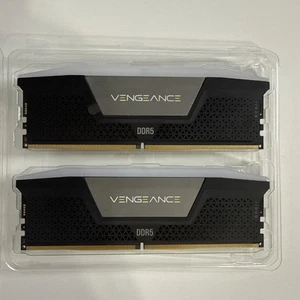Corsair 32GB (2x16GB) DDR5 4800MHz Desktop Memory RAM DIMM 288PIN PC4-38400 DDR5 - Picture 1 of 3