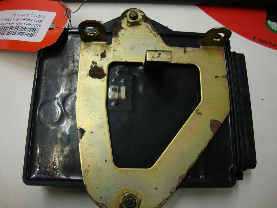 Computadora Yamaha RX1 RX10 2003 OEM CDI ECU ECM OEM 8FA-85540-00-00 Foto 1 de 1