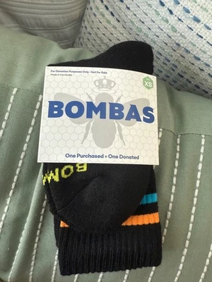 Bombas negras a rayas XS Foto 1 de 2