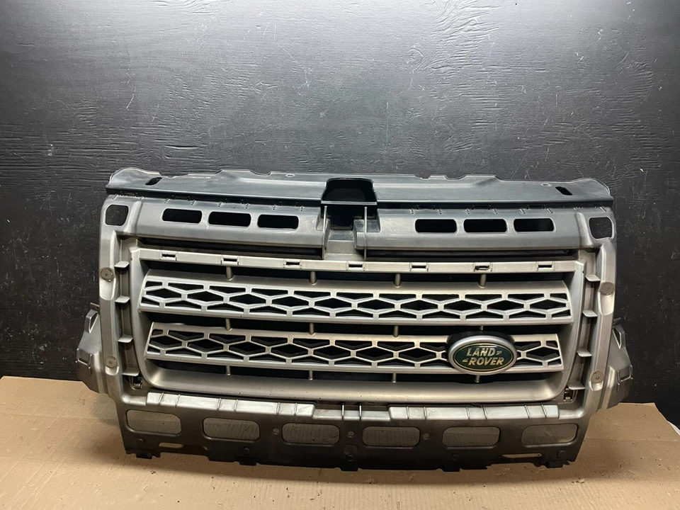 Parrilla de parachoques delantero Land Rover LR2 2008 a 2010 OEM i7634 DG Foto 1 de 4