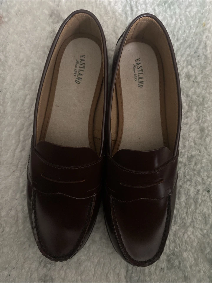 Женские мокасины без шнурков Eastland темно-коричневые кожа, размер 10 М, туфли на плоской подошве - Изображение 1 из 1