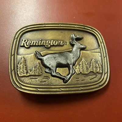 REMINGTON ""CORRER CIERVO COLA BLANCA"" HEBILLA DE CINTURÓN Foto 1 de 4