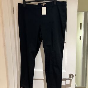 Ladies black H&M Stretchy slacks ankle length trousers size 24 NWT