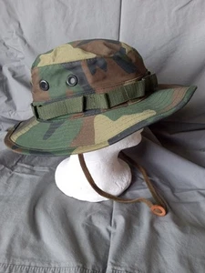 Cappello Woodland Camo Boonie - Rothco stile militare Boonie con mentoniera nuovo 7 1/4 - Foto 1 di 5