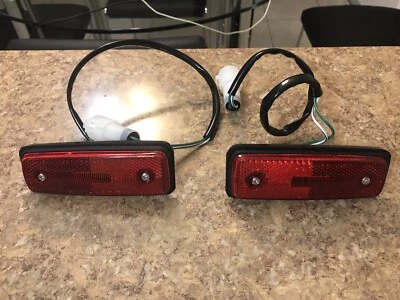 Juego de luces de señalización laterales traseras 80-90 Toyota Land Cruiser Fj60, Fj62 Foto 1 de 3