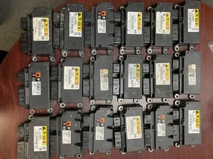 CHEVROLET & GM SRS CONTROL MODULE (BUNDLE)-17PCS NO RETURNS AS-IS - Imagen 1 de 18