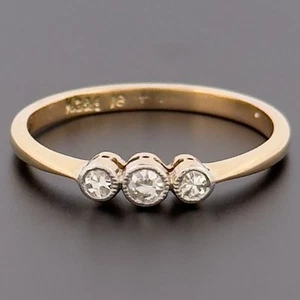 Vintage 18ct Yellow Gold Diamond Three Stone Ring Size J - Picture 1 of 10